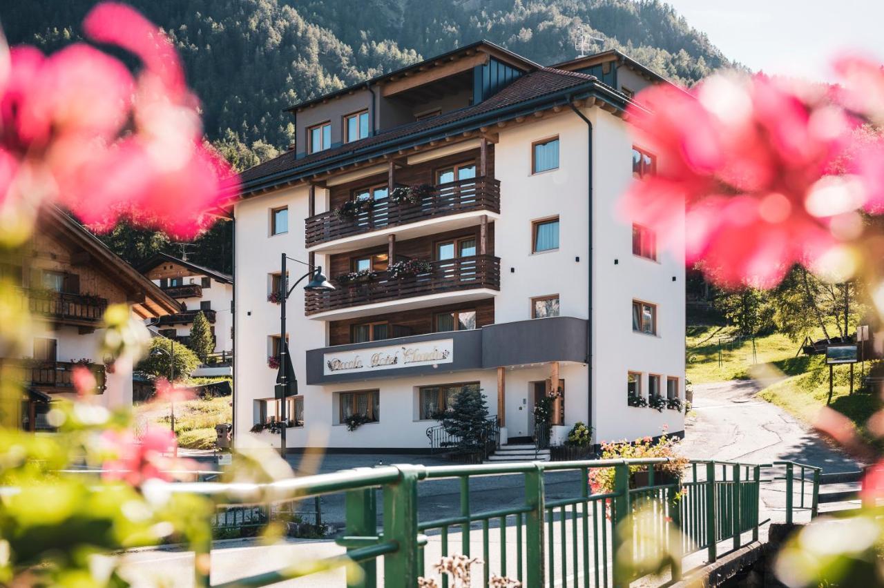 Piccolo Hotel Claudia No Pets San Vigilio Di Marebbe Eksteriør bilde